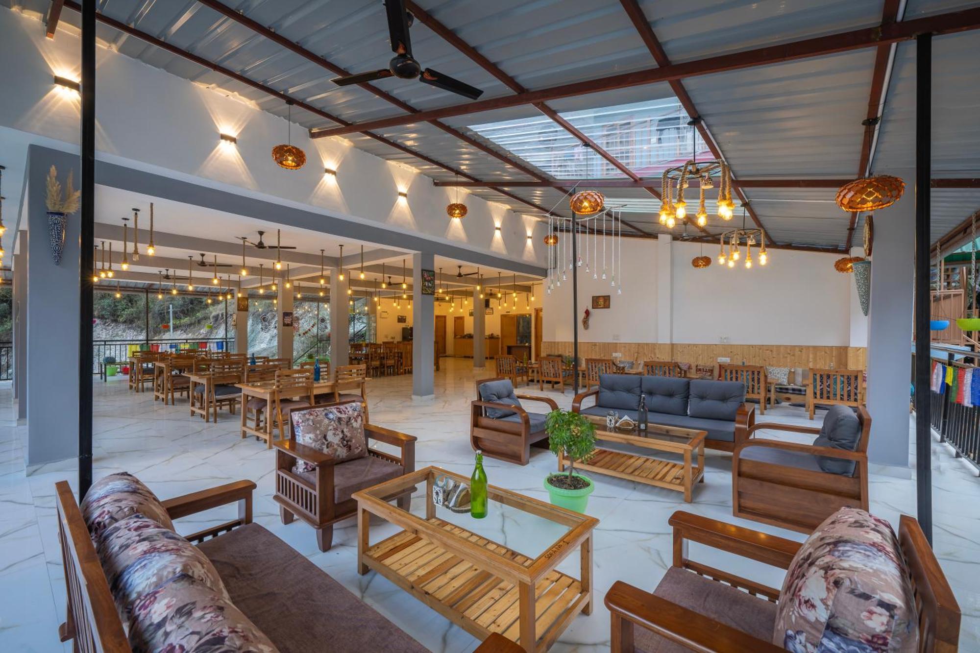 Sharda Resort-Tirthan Valley Banjar Экстерьер фото